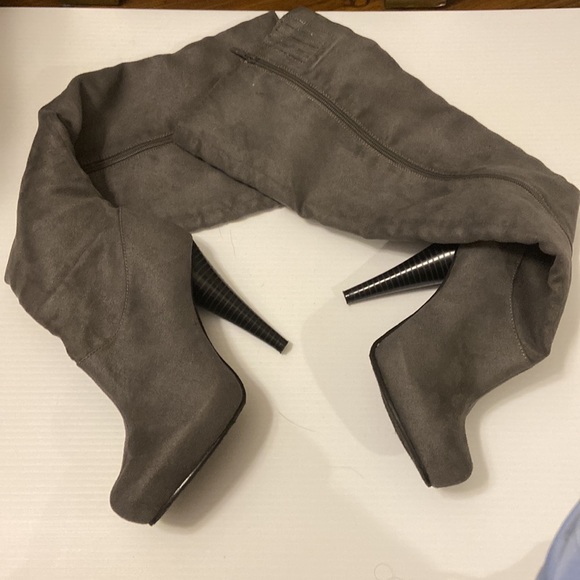 Michael Antonio thigh high Platform - Picture 7 of 9